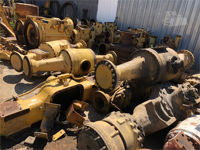 Plant / Machinery Parts, Caterpillar, 966, Axels, Used