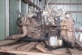 Truck Parts, Isuzu, 400, Stripping for Parts, Used