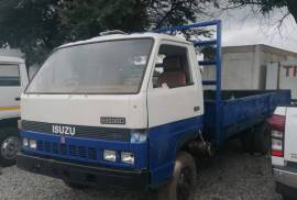 Truck Parts, Isuzu, N3500, Stripping for Parts, Used