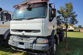 Renault, Honeysucker, Double Diff, Honey Sucker Truck, Used, 2004