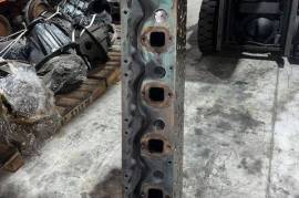 Truck Parts, Volvo, D13 CYLINDER HEAD, Engine Parts, Used