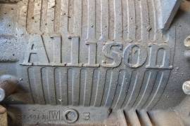 Truck Parts, Isuzu, 6SD1 spec with PTO, Gearbox, Used, 2009