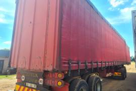 Other, Tautliner Trailer, Used, 2017