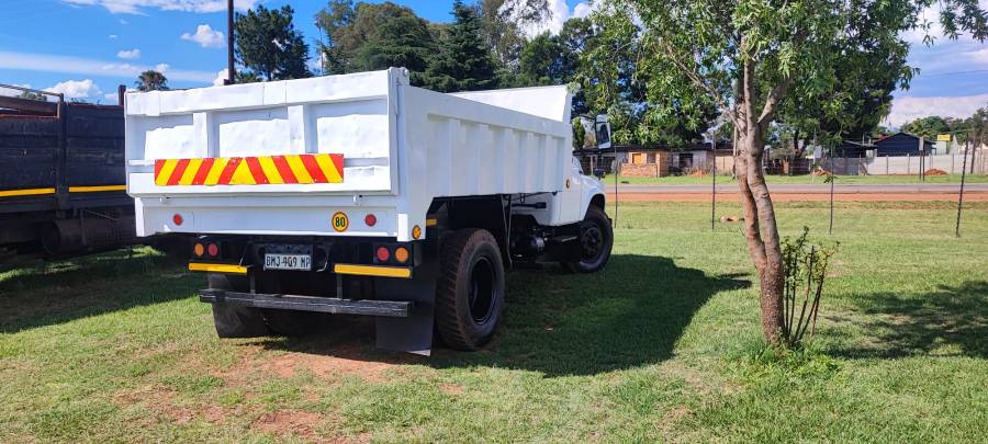 Toyota, Da, 4x2 Drive, Tipper Truck, Used