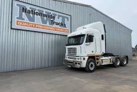 Freightliner, ISX500 Cummins, 6x4 Drive, Truck Tractor, Used, 2009