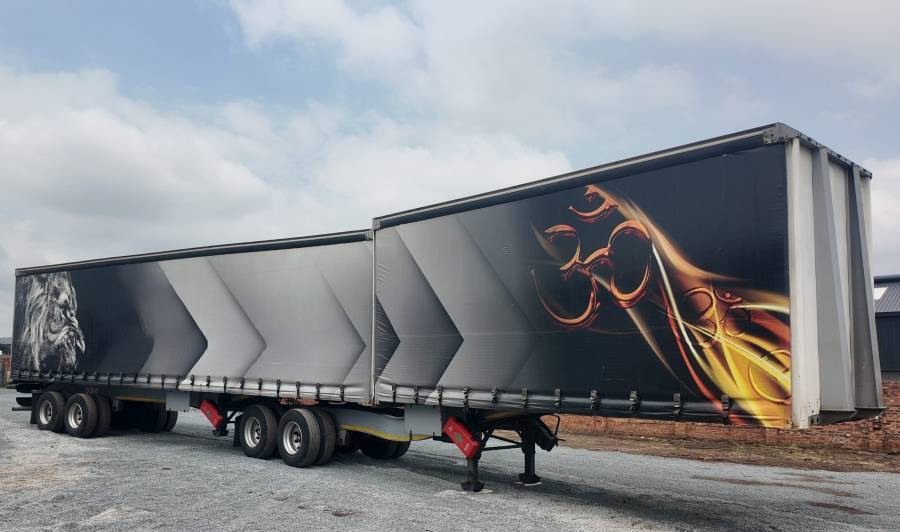 Henred, Tautliner Trailer, Used, 2023