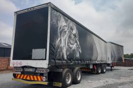 Henred, Tautliner Trailer, Used, 2023