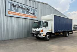 Hino, 500 1626, 8 Ton, Tautliner Truck, Used, 2012