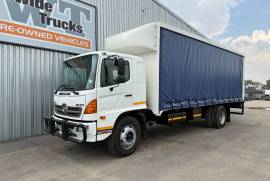 Hino, 500 1626, 8 Ton, Tautliner Truck, Used, 2012
