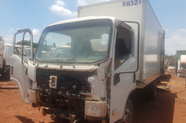 Truck Parts, Isuzu, Stripping for Parts, Used