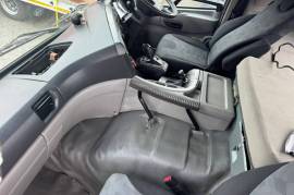 Nissan,  Quon 460 Double Diff Truck, 6x4 Drive, Truck Tractor, Used, 2021