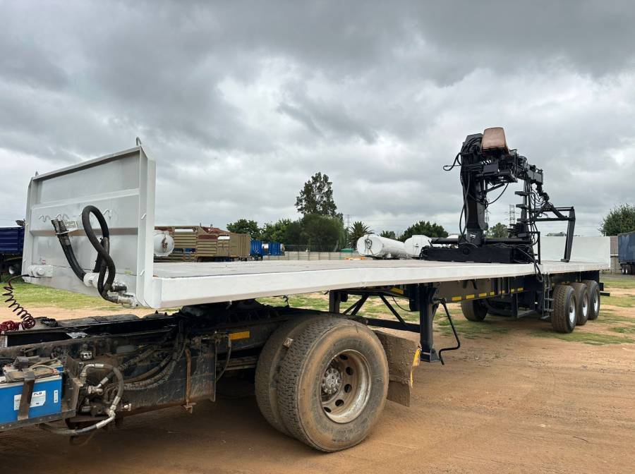 Cobalt, Flat Deck Trailer, Used, 2006