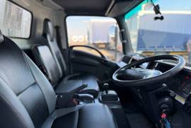Isuzu, NPR400, 4 Ton, Refrigerated Truck, Used, 2017