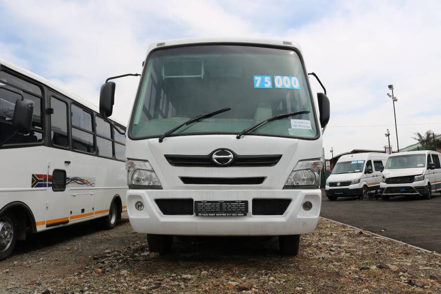 Hino, HINO 300 915 LWB 34 SEAT 12 STAND, 34 Seater, Commuter Bus, Used, 2017