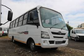 Hino, HINO 300 915 LWB 34 SEAT 12 STAND, 34 Seater, Commuter Bus, Used, 2017