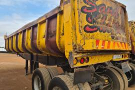 Henred, 2 Axle Back Tipper Copelyn, Sloper Trailer, Used, 2012