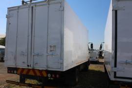 UD, KUZER RKE 150 4 TON CLOSED, 4 Ton, Freight Carrier Truck, Used