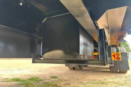 Paramount, 2 Axle Flat Deck Super Link, Flat Deck Trailer, Used, 2016