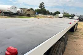 Paramount, 2 Axle Flat Deck Super Link, Flat Deck Trailer, Used, 2016