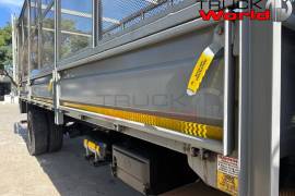 UD, Croner PKE , 6x4 Drive, Truck Tractor, Used, 2022