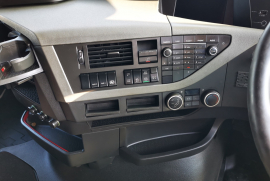 Volvo, FH440  Globetrotter, 6x4 Drive, Truck Tractor, Used, 2017