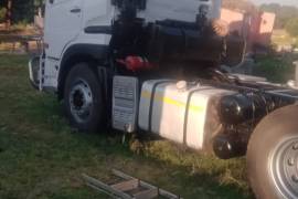 Nissan, UD 460, Double Diff, Other, Used, 2010