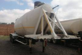 Henred, Fruehauf Tank, Other, Used, 1998