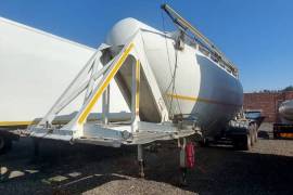Henred, Fruehauf Tank, Other, Used, 1998