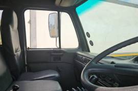 Nissan, UD 70 7 Ton , 4x2 Drive, Volume Van Truck, Used