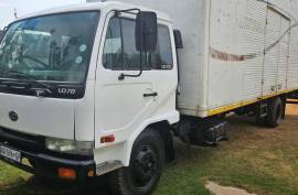 Nissan, UD 70 7 Ton , 4x2 Drive, Volume Van Truck, Used