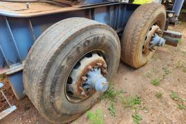 Kearneys, 2 Axle Inter-Link Side, Side Tipper Link Trailer, Used, 2013