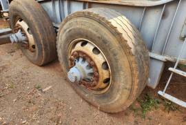 Kearneys, 2 Axle Inter-Link Side, Side Tipper Link Trailer, Used, 2013