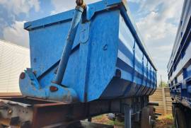 Kearneys, 2 Axle Inter-Link Side, Side Tipper Link Trailer, Used, 2013
