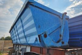 Kearneys, 2 Axle Inter-Link Side, Side Tipper Link Trailer, Used, 2013