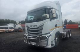 Iveco, S Way, 6x4 Drive, Truck Tractor, Used, 2022