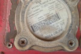 Henred, Hendred Fruenhauf Volume body 3 Axle Trailer, Box Body, Used, 1994