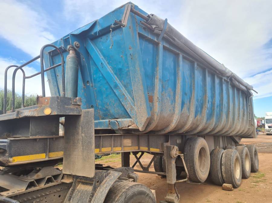 Kearneys, Kearney's  3Axle Slopper Tipper, Sloper Trailer, Used, 2006