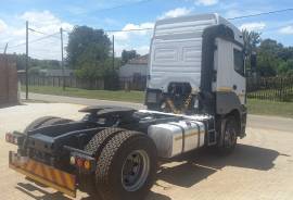 Mercedes Benz, AXOR 1840 SINGLE AXLE HORSE, Single Axle, Truck Tractor, Used, 2015