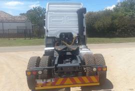 Mercedes Benz, AXOR 1840 SINGLE AXLE HORSE, Single Axle, Truck Tractor, Used, 2015