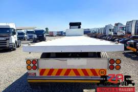 Henred, FRUEHAUF SUPERLINK FLAT DECK TRAILER [#52822], Flat Deck Trailer, Used, 2007