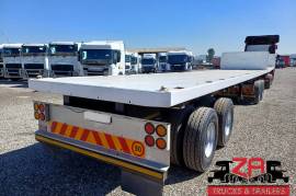Henred, FRUEHAUF SUPERLINK FLAT DECK TRAILER [#52822], Flat Deck Trailer, Used, 2007