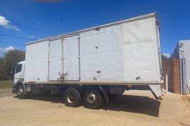 Mercedes Benz, Axor 2528 Tag Axle Closed Body, Rigid, Closed Body Truck, Used, 2015