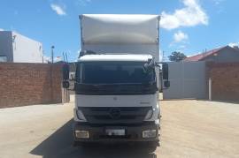 Mercedes Benz, Axor 2528 Tag Axle Closed Body, Rigid, Closed Body Truck, Used, 2015