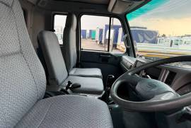 Nissan, UD80, 8 Ton, Volume Van Truck, Used, 2017