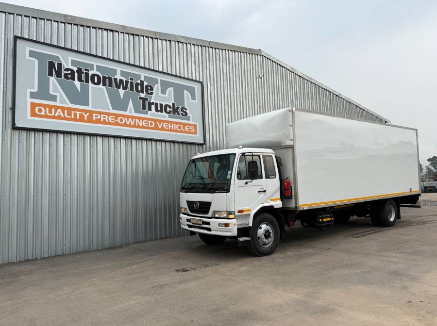Nissan, UD80, 8 Ton, Volume Van Truck, Used, 2012