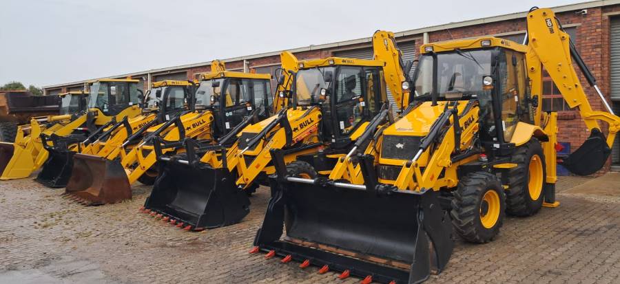 BULL, HD100, TLB, Used, 2023