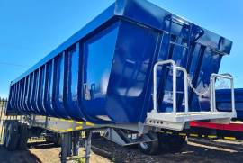 Henred, 2 Axle Back Tipper Copelyn, Sloper Trailer, Used, 2017