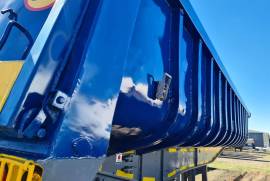 Henred, 2 Axle Back Tipper Copelyn, Sloper Trailer, Used, 2017