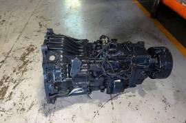 Truck Parts, Mitsubishi, M036, Gearbox, Used