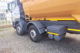 UD, CGE 420 Twinsteer 16 Cube, 8x4 Drive, Tipper Truck, Used, 2018